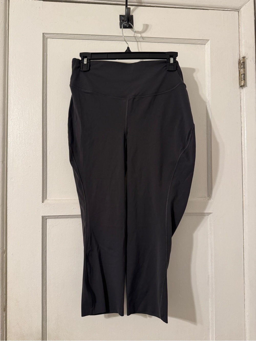 Lululemon Leggings base HR crop 21” sz 12